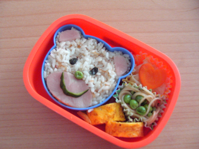 くまさん弁当.jpg